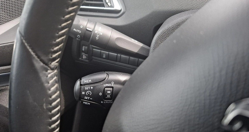 Peugeot 308 cena 43900 przebieg: 198961, rok produkcji 2019 z Swarzędz małe 326